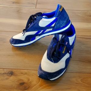 Reebok Classic Suede GL 1200 women's size 8 royal and navy
